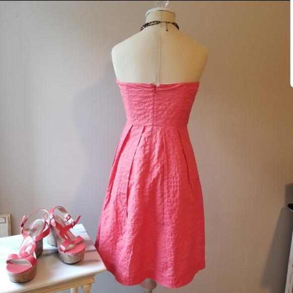 J. Crew - Fit and Flare Strapless Cotton Dress - Picture 2 of 8